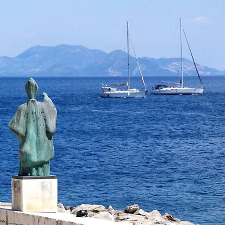 Seaside House Sucuraj, Hvar - 15141 Дом отдыха Сучурай